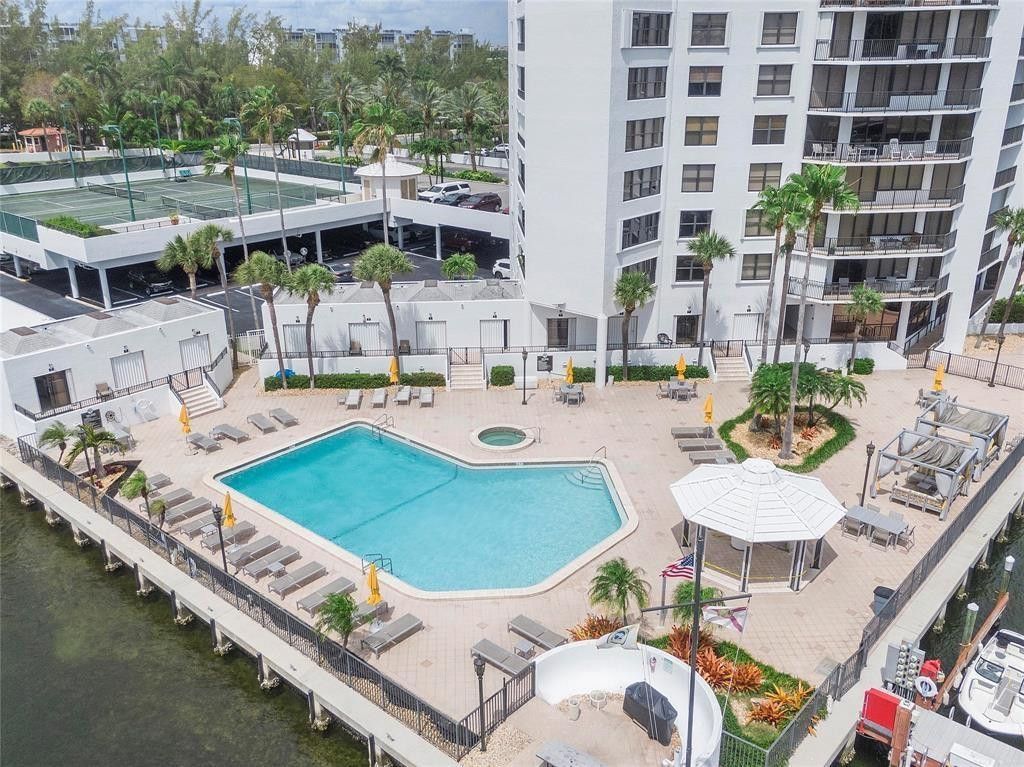 300 Three Islands Boulevard, Unit 306, Hallandale Beach, FL 33009 Photo