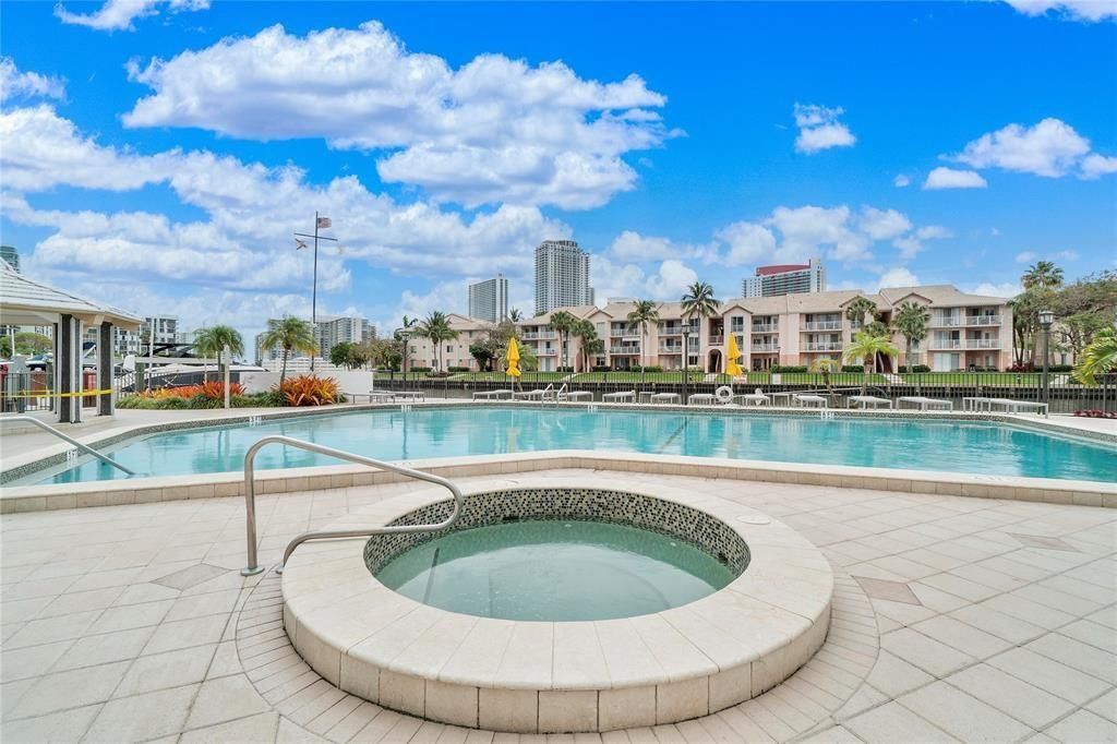 300 Three Islands Boulevard, Unit 306, Hallandale Beach, FL 33009 Photo