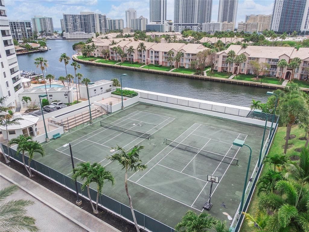 300 Three Islands Boulevard, Unit 306, Hallandale Beach, FL 33009 Photo