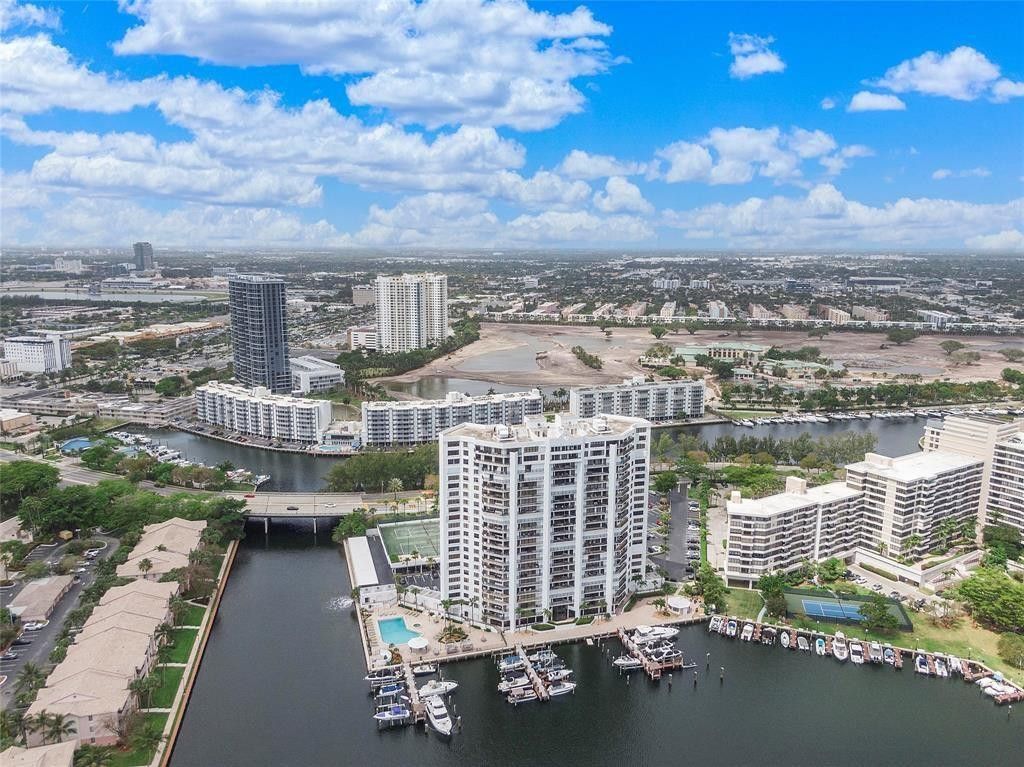300 Three Islands Boulevard, Unit 306, Hallandale Beach, FL 33009 Photo