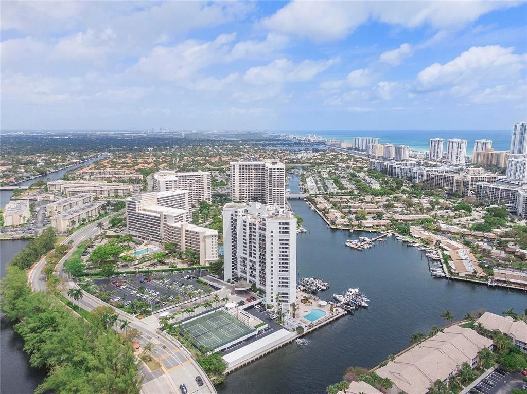 300 Three Islands Boulevard, Unit 306, Hallandale Beach, FL 33009 Photo