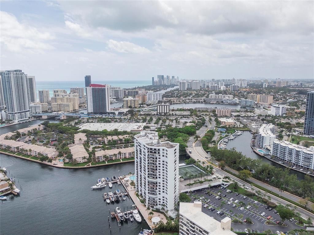 300 Three Islands Boulevard, Unit 306, Hallandale Beach, FL 33009 Photo