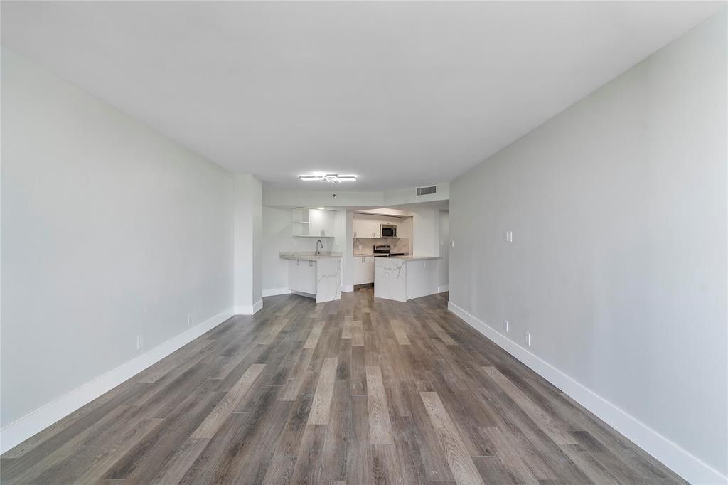 300 Three Islands Boulevard, Unit 306, Hallandale Beach, FL 33009 Photo