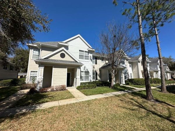 225 SOUTHERN PECAN CIRCLE, Unit 208, WINTER GARDEN, FL 34787