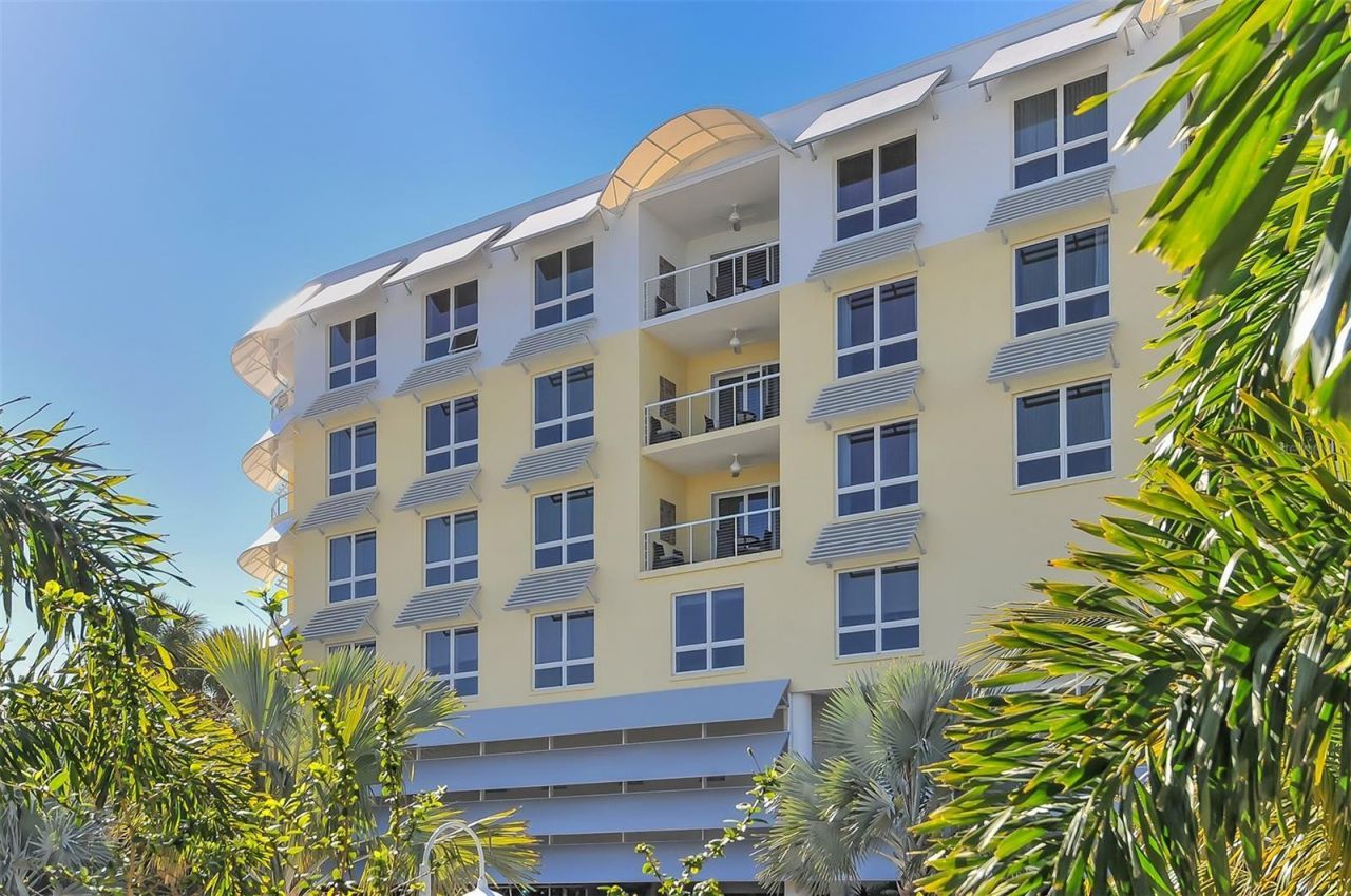 915 Seaside Drive , Unit 504, Weeks, Sarasota, FL 34242 Photo