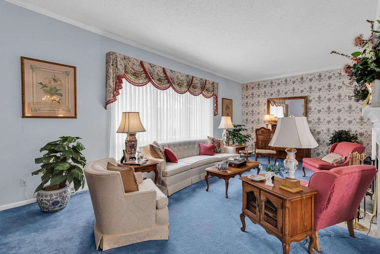 98 Forest Loop Photo 10