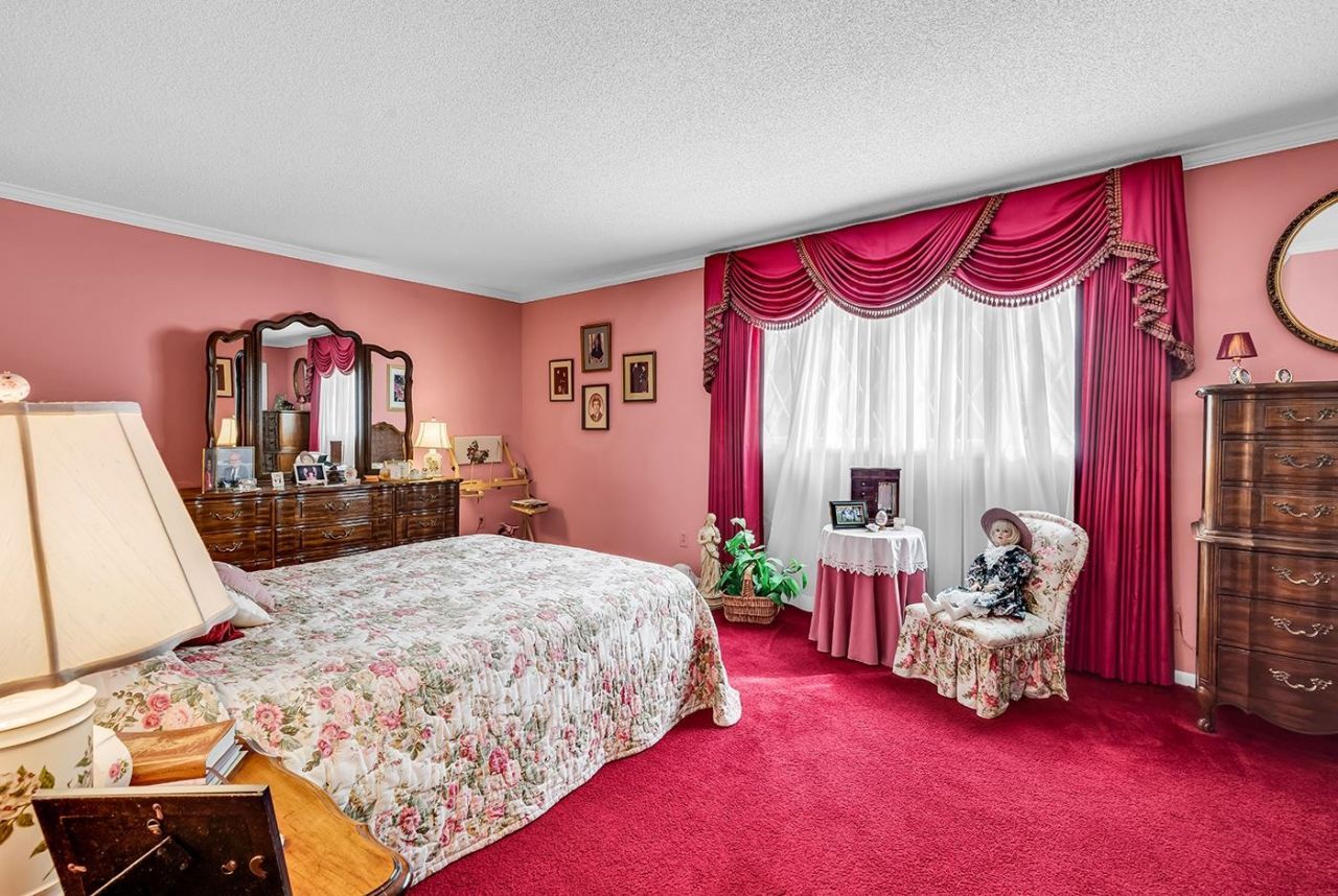 98 Forest Loop Photo 13