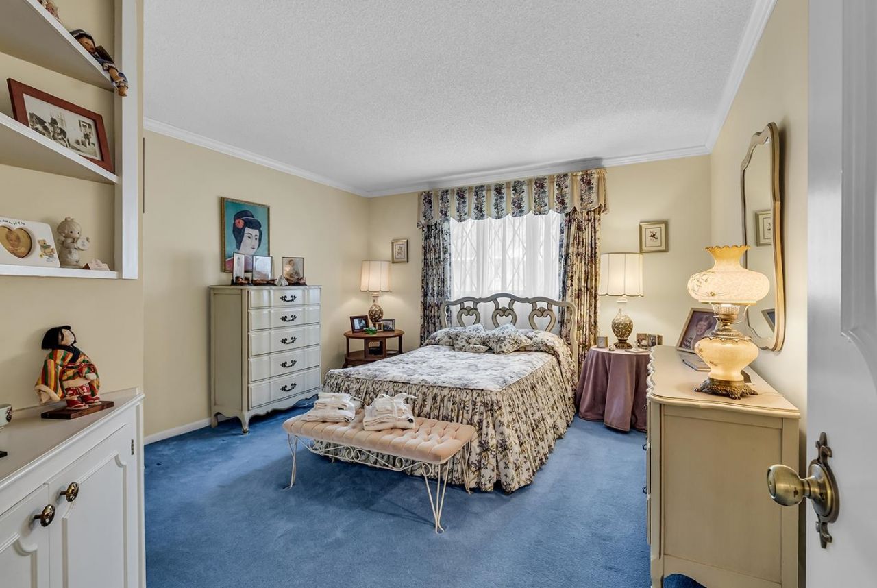 98 Forest Loop Photo 18