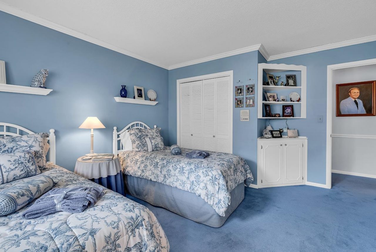 98 Forest Loop Photo 22