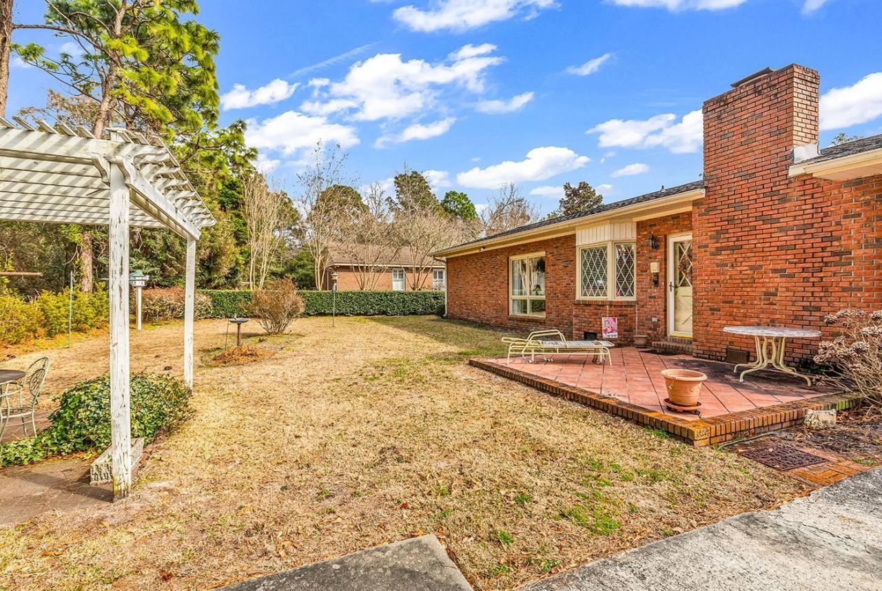 98 Forest Loop Photo 23