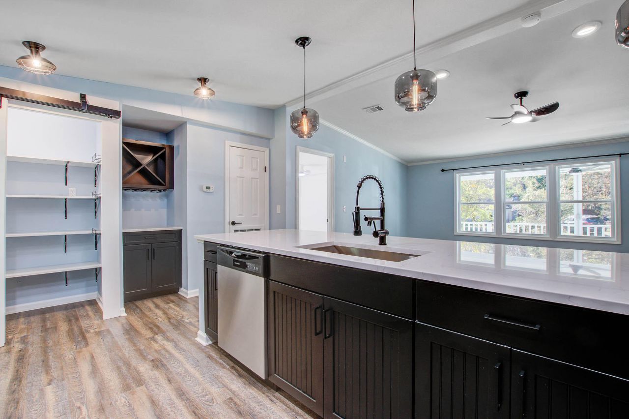 1833 Grover Drive Photo 13