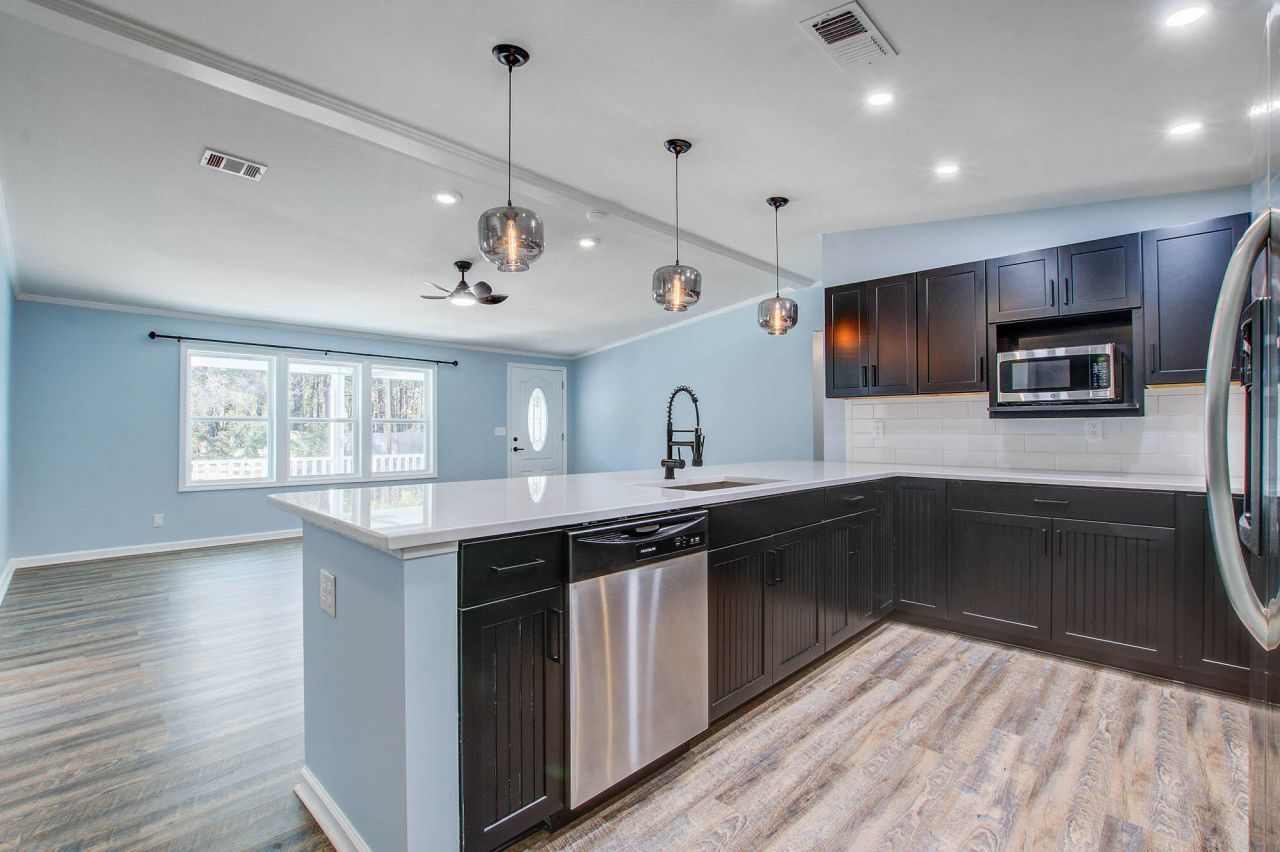 1833 Grover Drive Photo 15