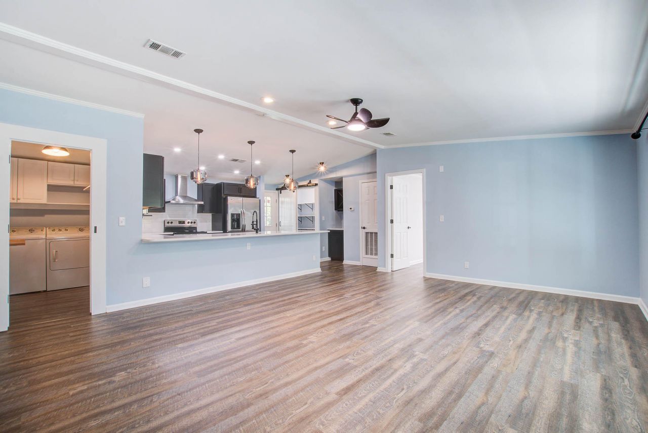 1833 Grover Drive Photo 18