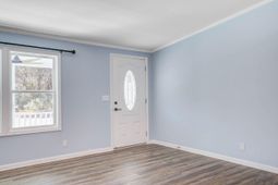 1833 Grover Drive photo 4