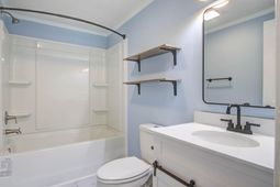 1833 Grover Drive photo 4