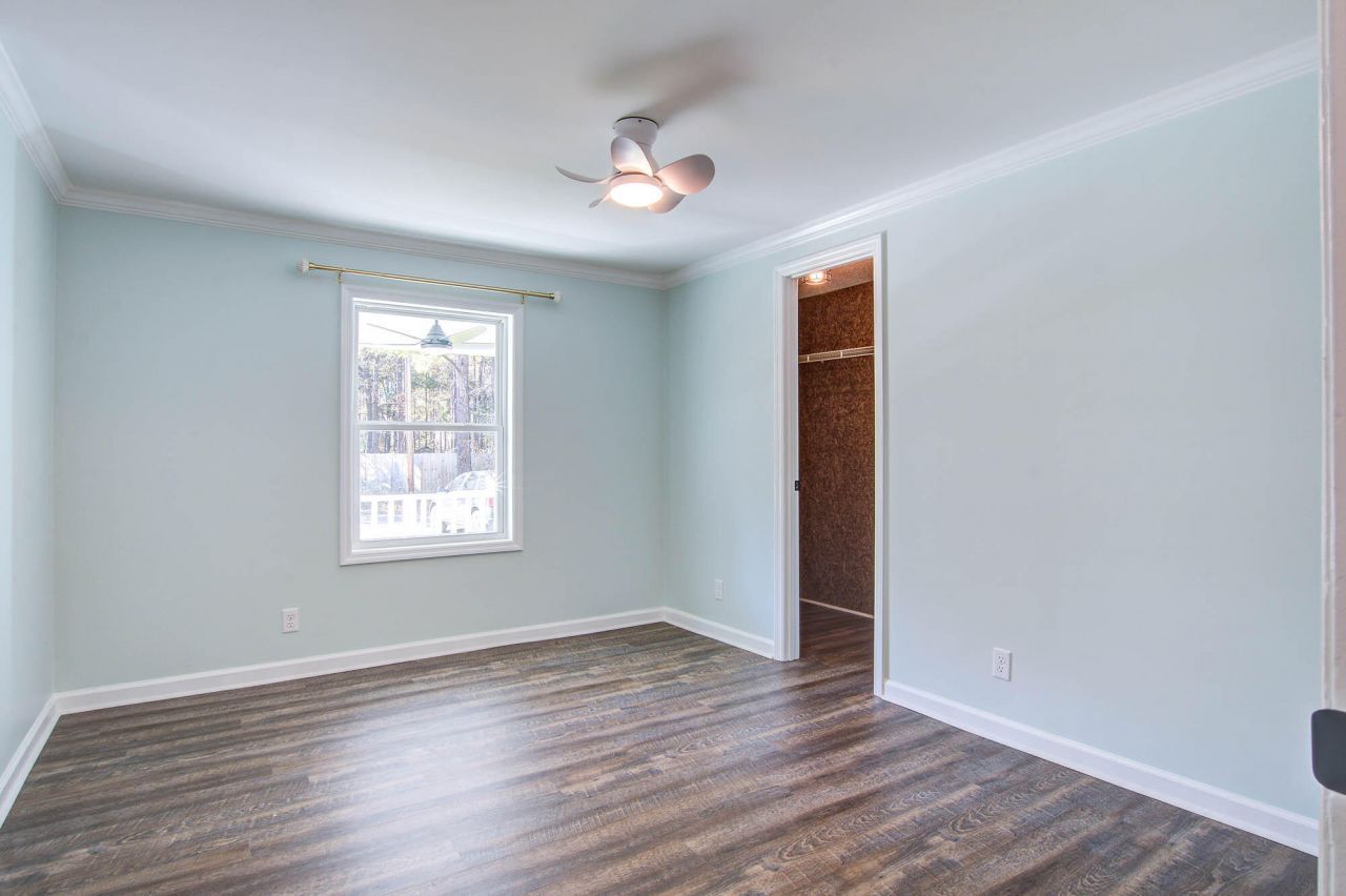 1833 Grover Drive Photo 6