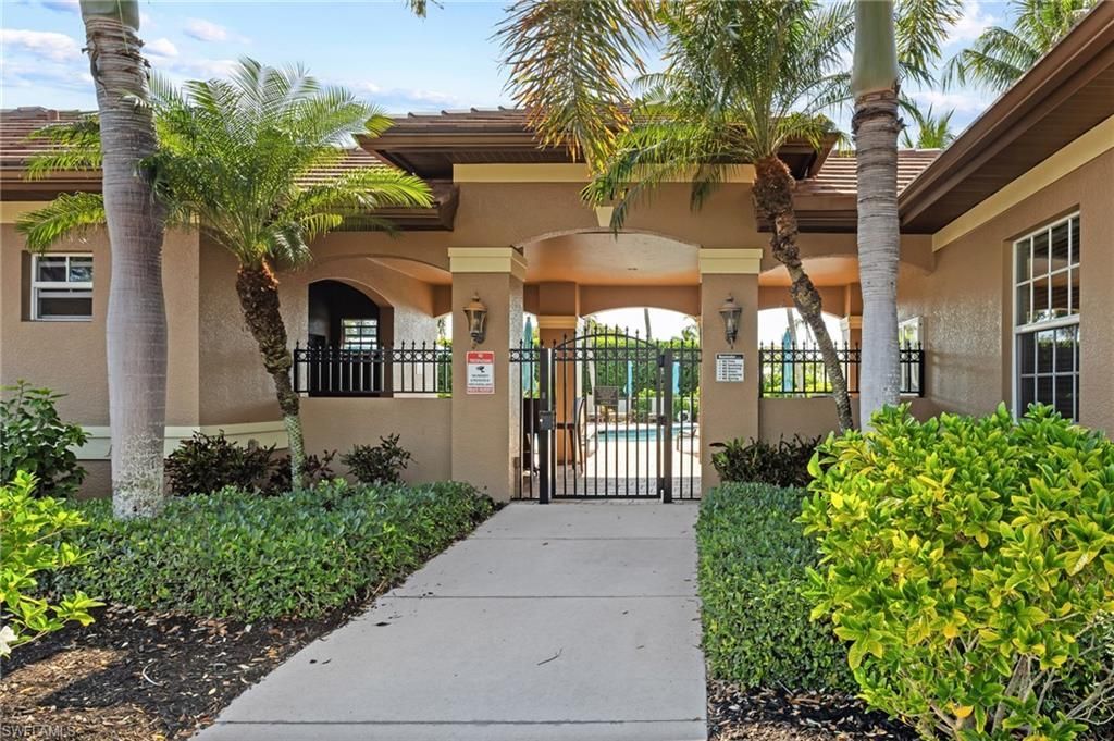 6645 Alden Woods Cir, Unit 201, Naples, FL 34113 Photo
