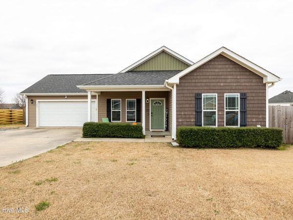 106 Kenison Way, Pikeville, NC 27863