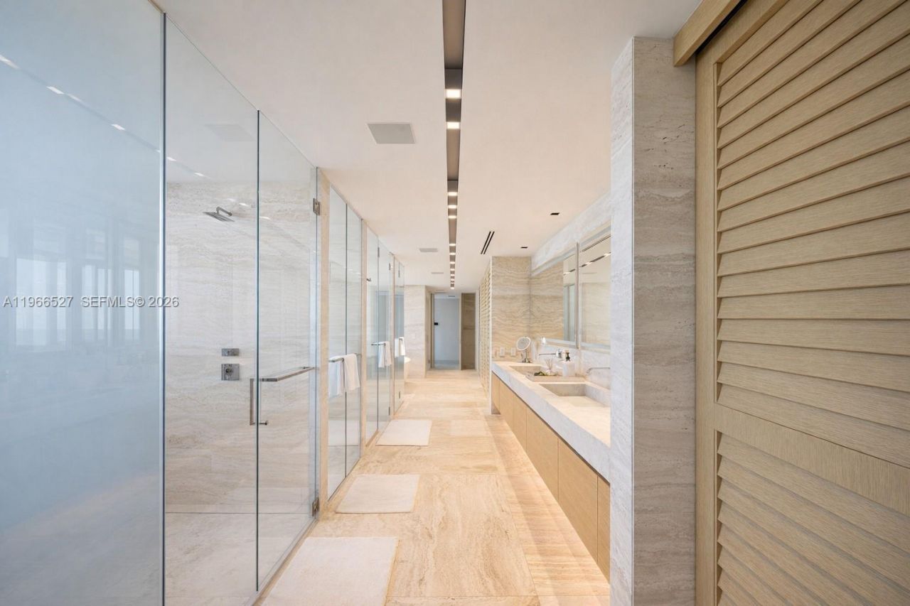 19575 Collins Ave , Unit 9, Sunny Isles Beach, FL 33160 Photo