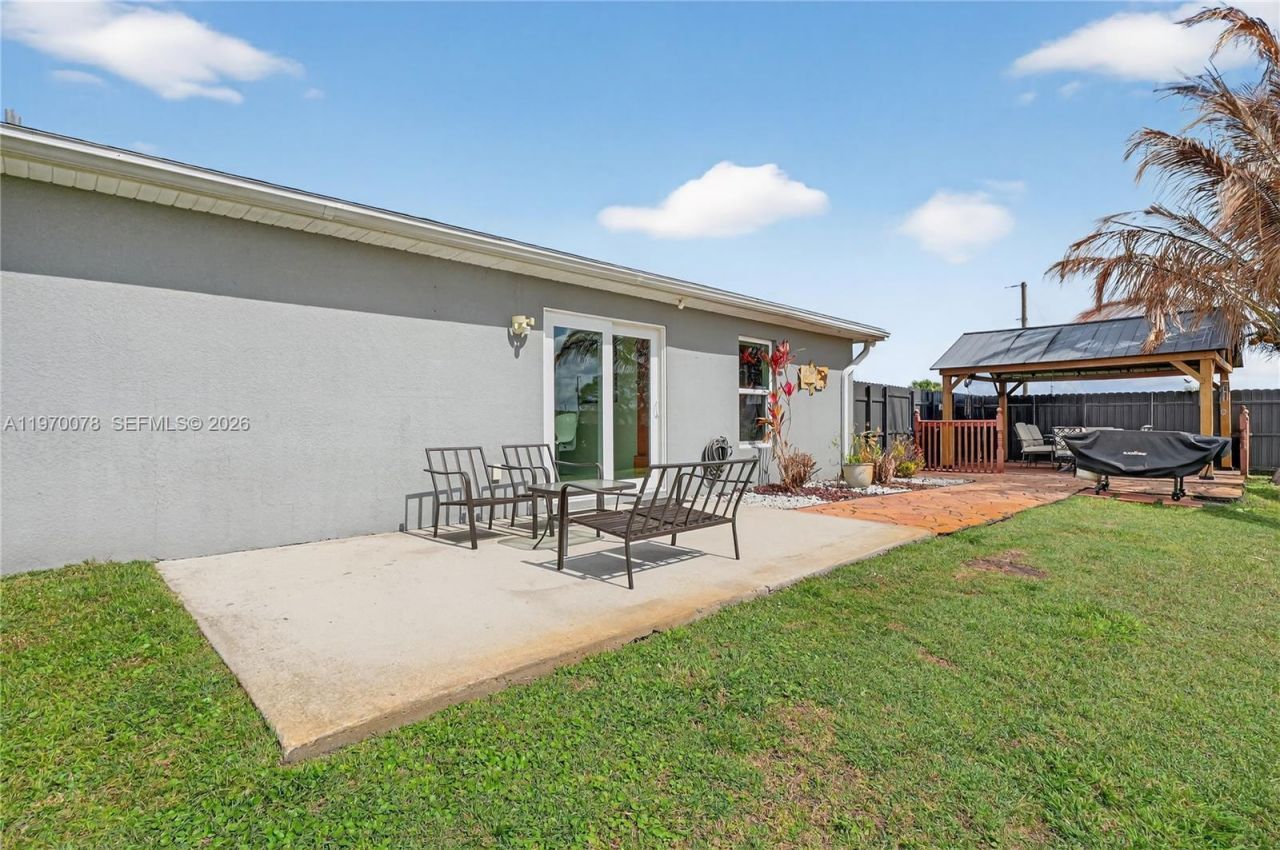 1220 Moore Run, La Belle, FL 33935 Photo