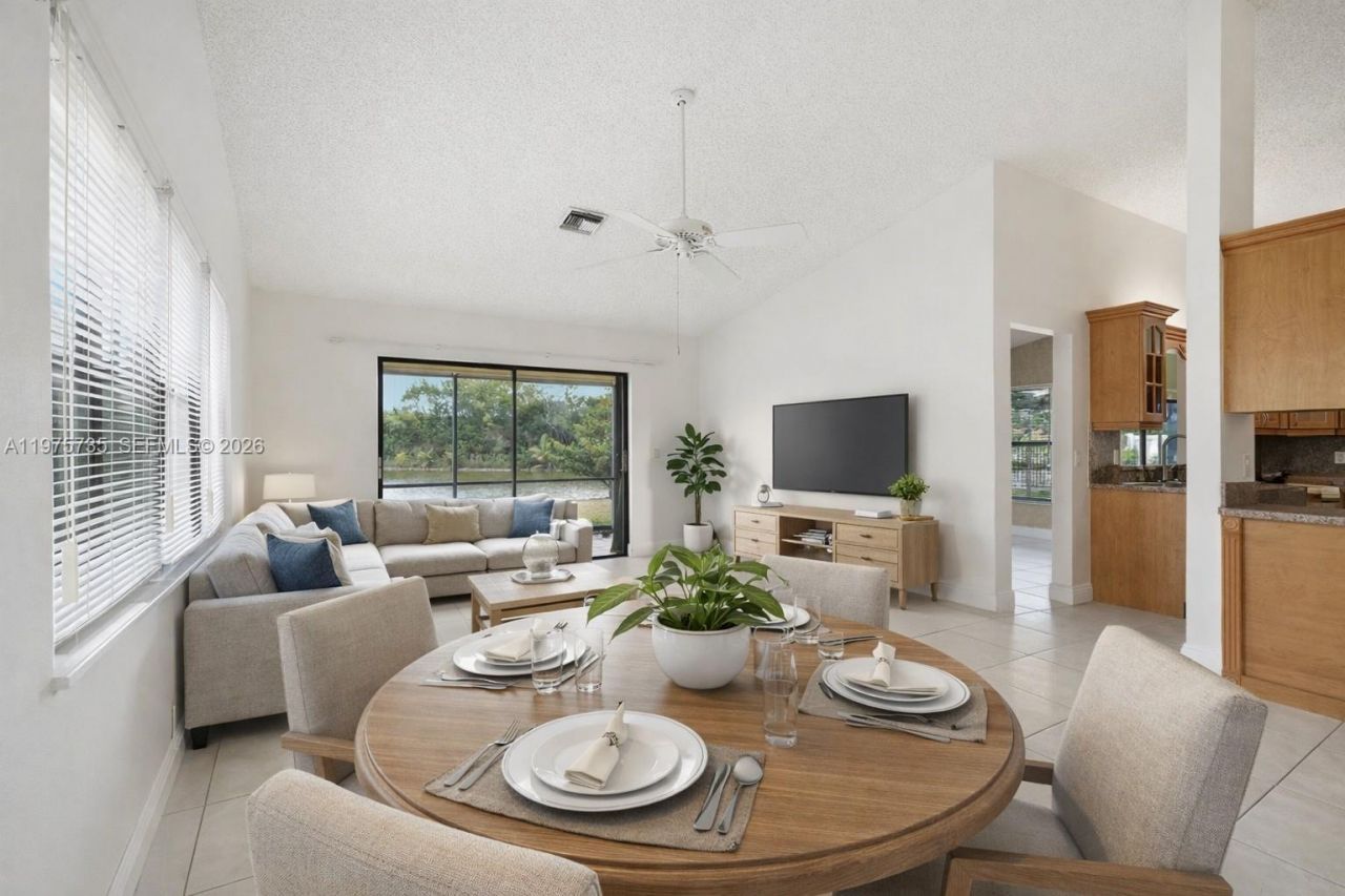 5250 King Arthur Ave , Davie, FL 33331 Photo