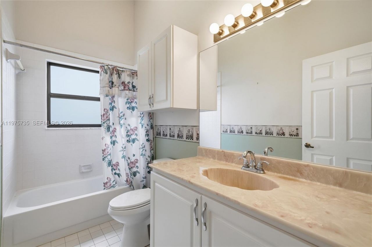 5250 King Arthur Ave , Davie, FL 33331 Photo