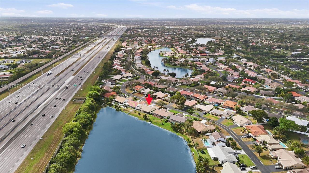 5250 King Arthur Ave , Davie, FL 33331 Photo