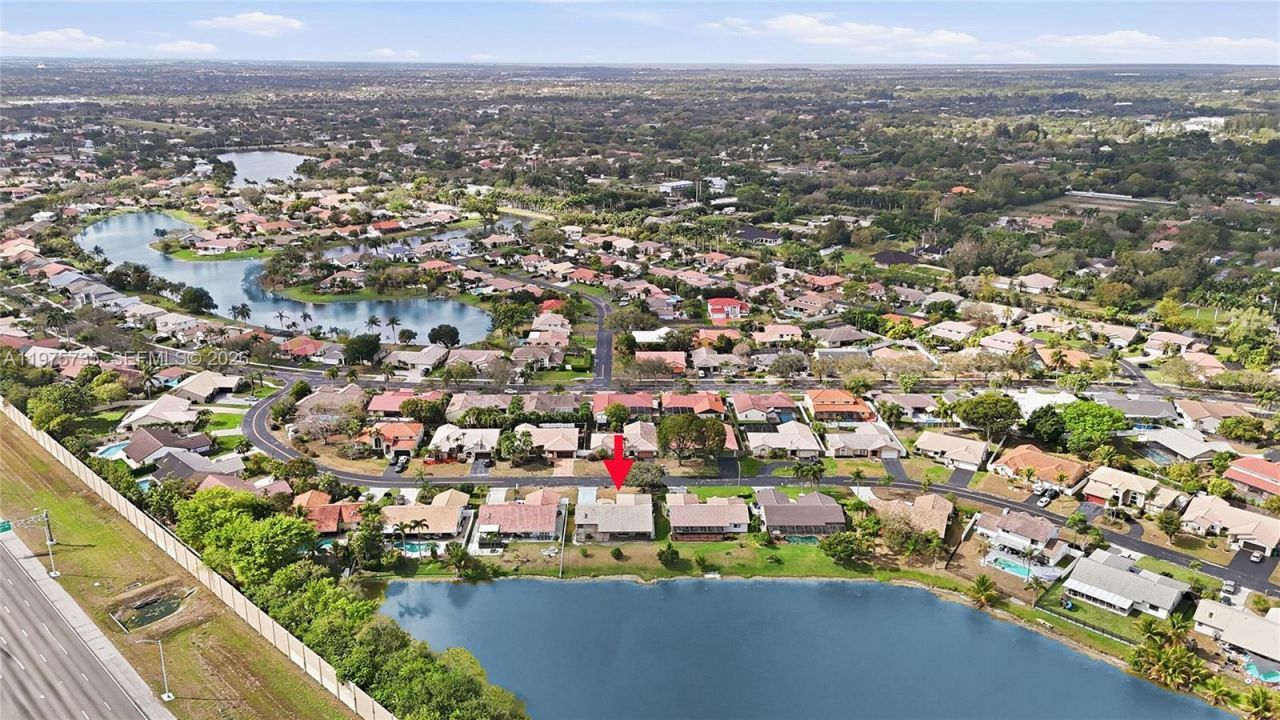 5250 King Arthur Ave , Davie, FL 33331 Photo