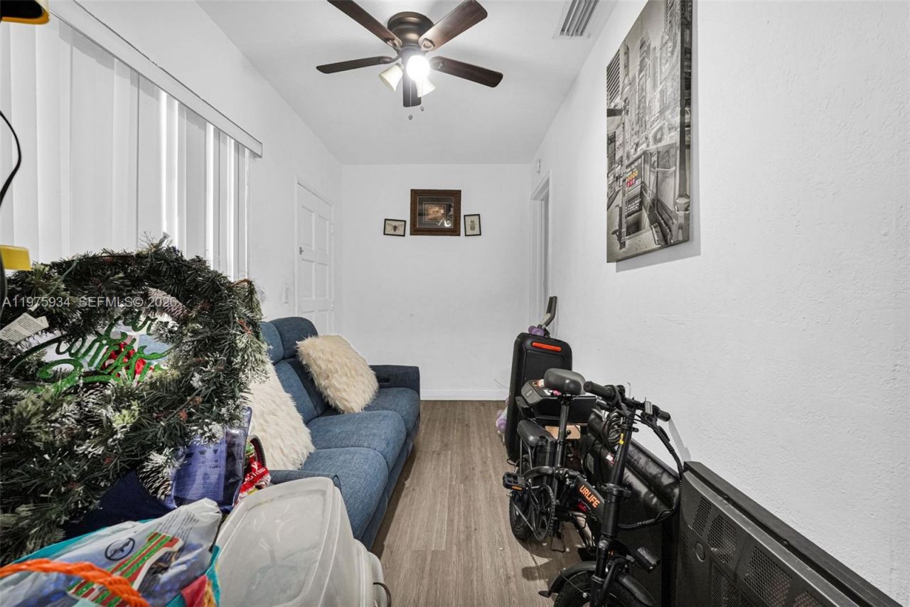 538 NW 20th Ave , Miami, FL 33125 Photo