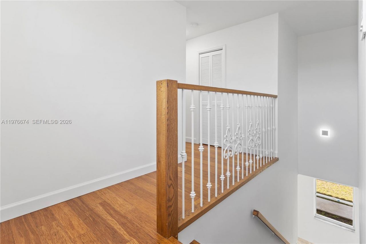 2870 SW 21st St, Unit 1, Miami, FL 33145 Photo