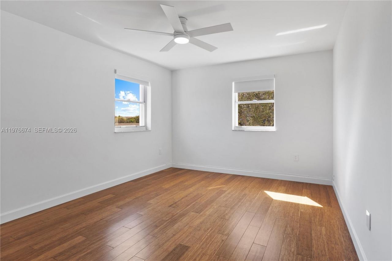 2870 SW 21st St, Unit 1, Miami, FL 33145 Photo