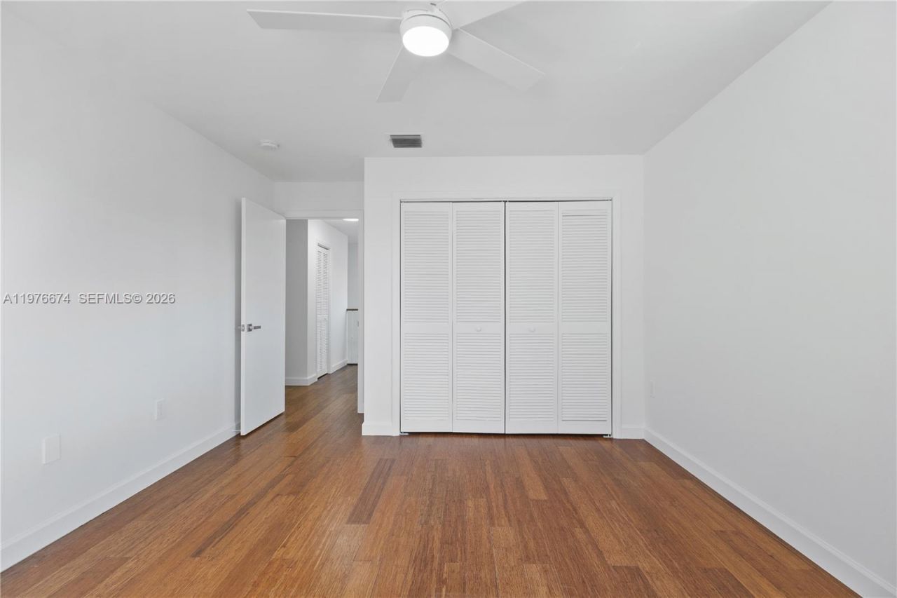 2870 SW 21st St, Unit 1, Miami, FL 33145 Photo