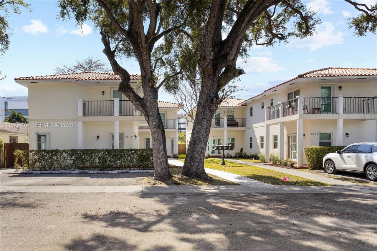 2870 SW 21st St, Unit 1, Miami, FL 33145 Photo