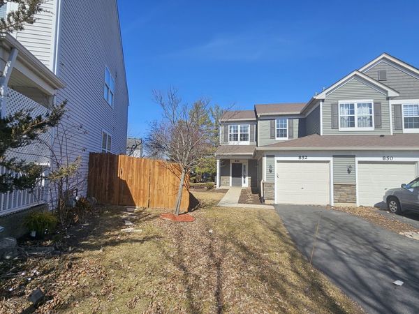 852 Woodewind Drive , Unit -, Naperville, IL 60563