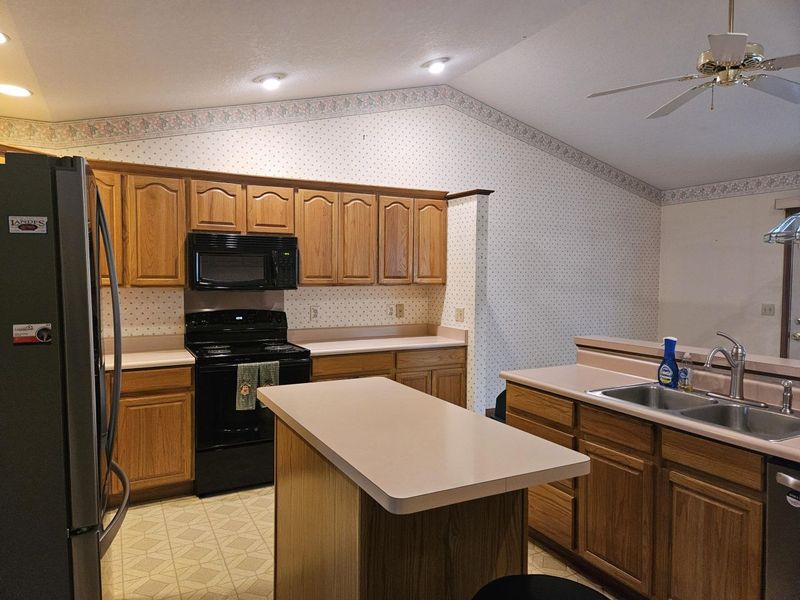 4909 Shannon Avenue, Springfield, OH 45504 Photo 7