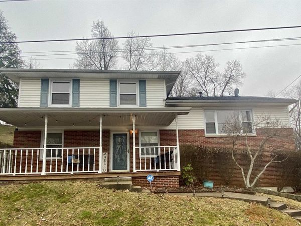 9 Seminole Road, Huntington, WV 25705