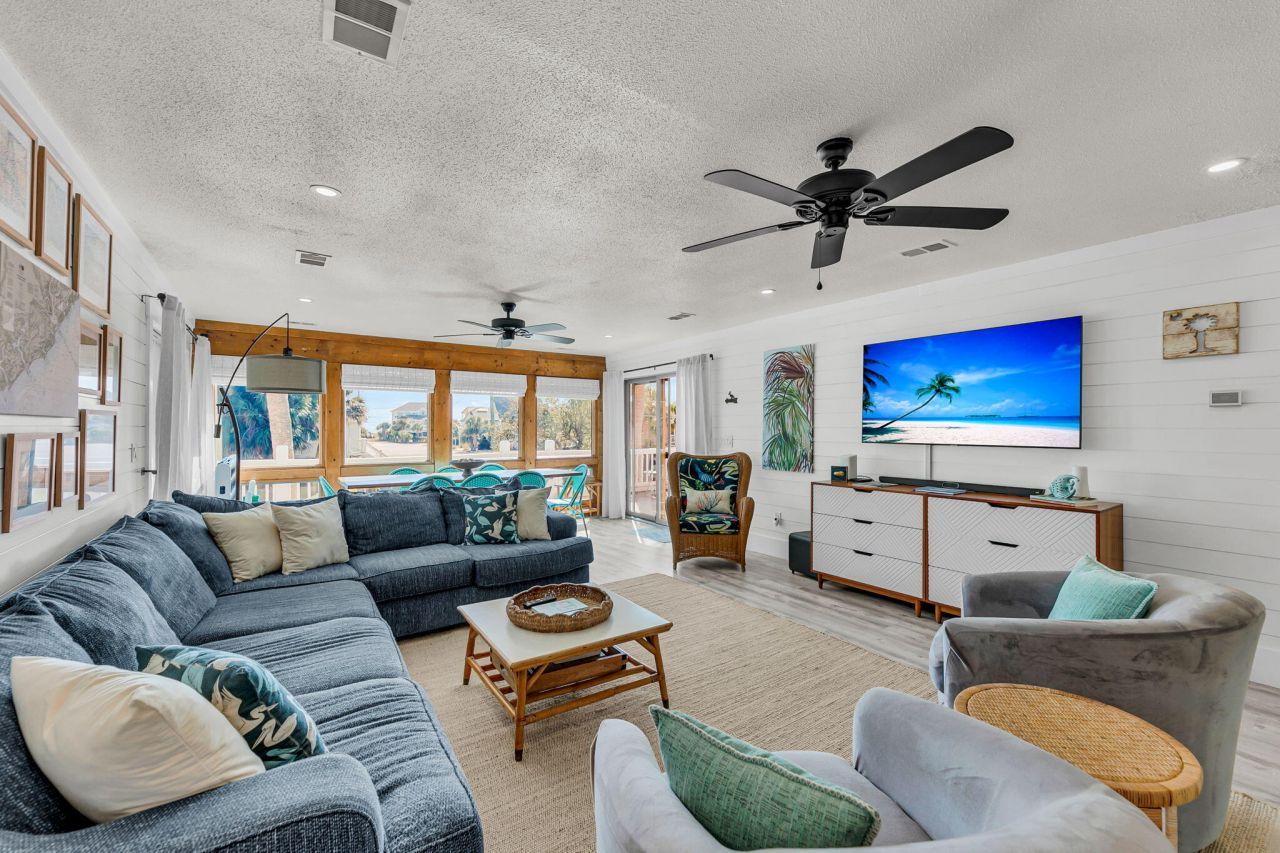 2806 Arc Street Photo 6