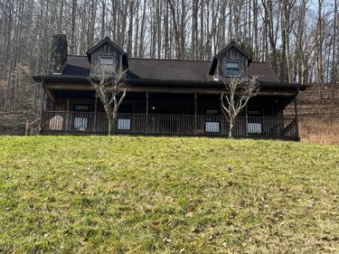 2674 Kentucky 221, Pineville, KY 40977