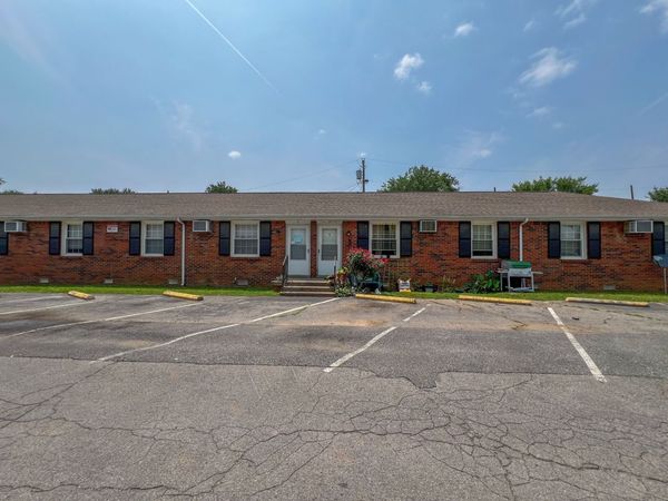 701 Power St , Unit 4, Clarksville, TN 37042