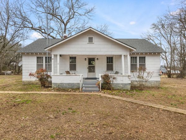 685 Beacon Light Rd , Cherokee, AL 35616