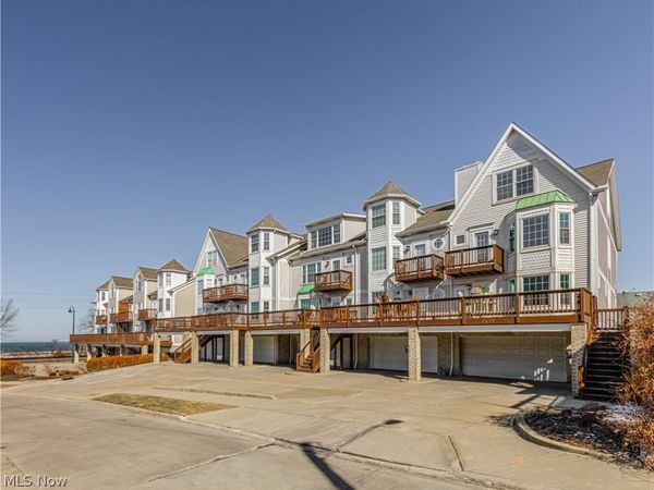 1219 W 69th Street , Cleveland, OH 44102