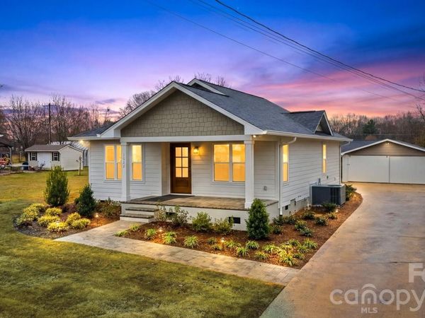 1022 E Main Street , Maiden, NC 28650