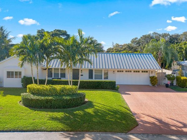 4141 NE 22nd Terrace, Lighthouse Point, FL 33064