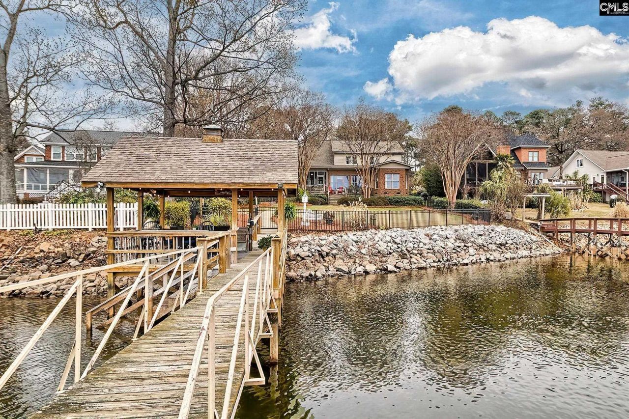 215 Westridge Court  Photo 15