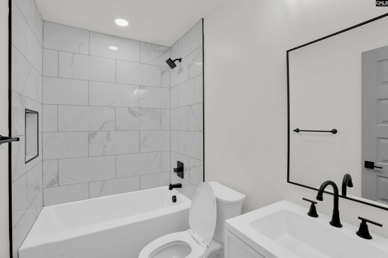 404 E Arch Street  Photo 25