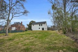 404 E Arch Street  photo 4