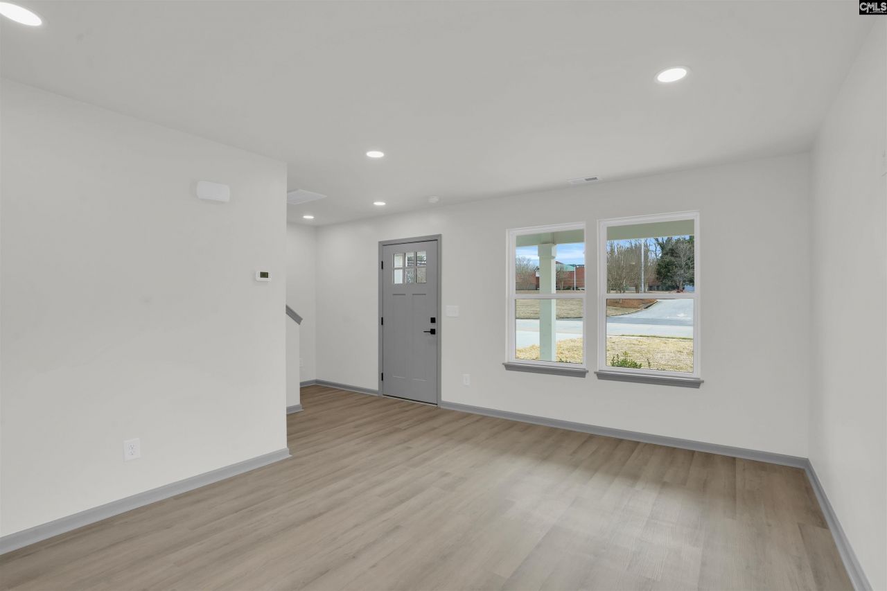 404 E Arch Street  Photo 6