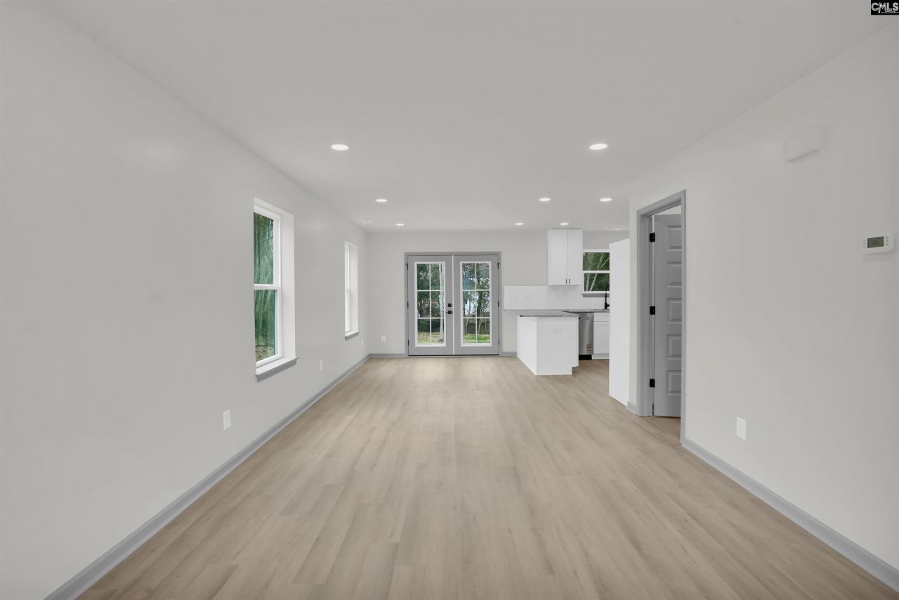 404 E Arch Street  Photo 8