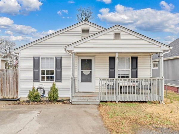 920 Mohawk AVE NE, Roanoke, VA 24012