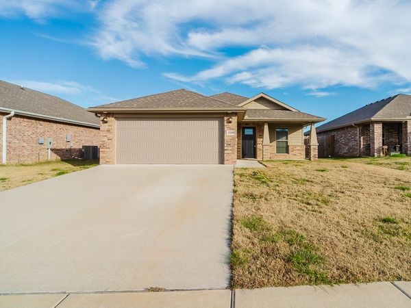 6100 NW Silas Street, Bentonville, AR 72713